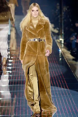 Look 18